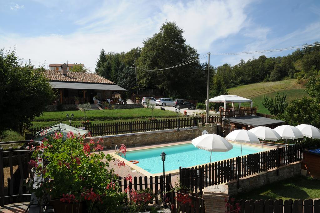 Agriturismo Ponte Di Riocchio Gubbio Kamer foto
