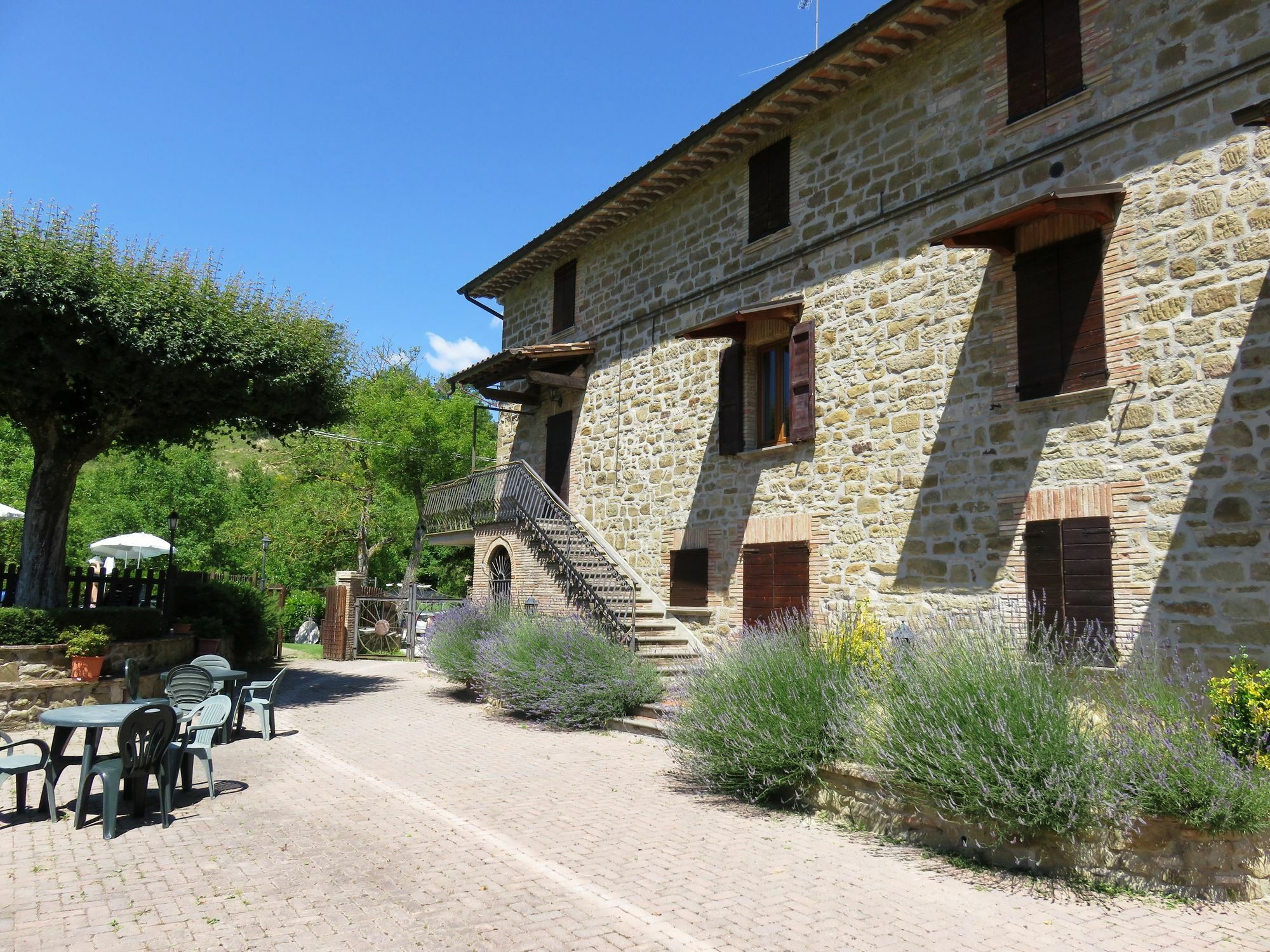 Agriturismo Ponte Di Riocchio Gubbio Buitenkant foto